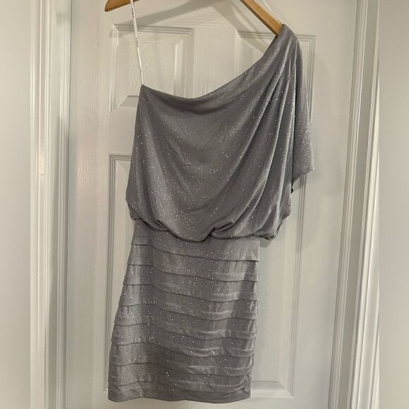 B Darlin Silver Sparkle Cocktail Dress one shoulder size 5/6 NWOT - Picture 1 of 3